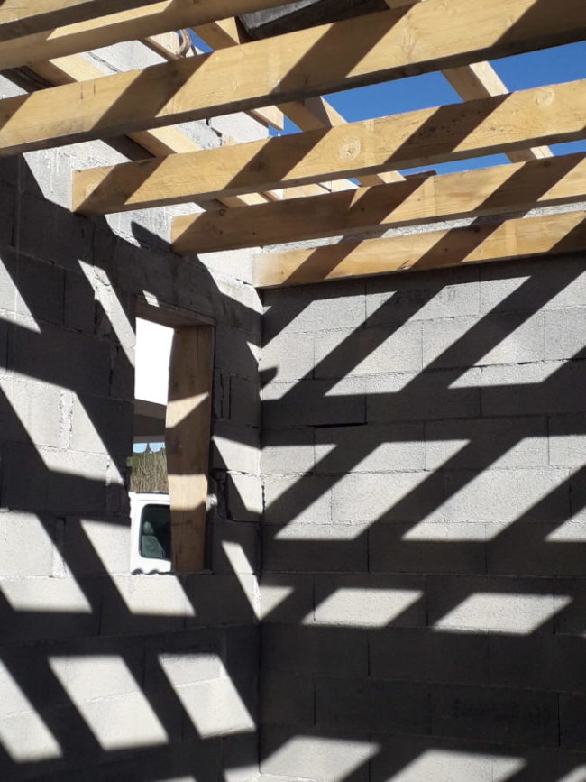 ombre sur charpente St Tropez ombre sur charpente